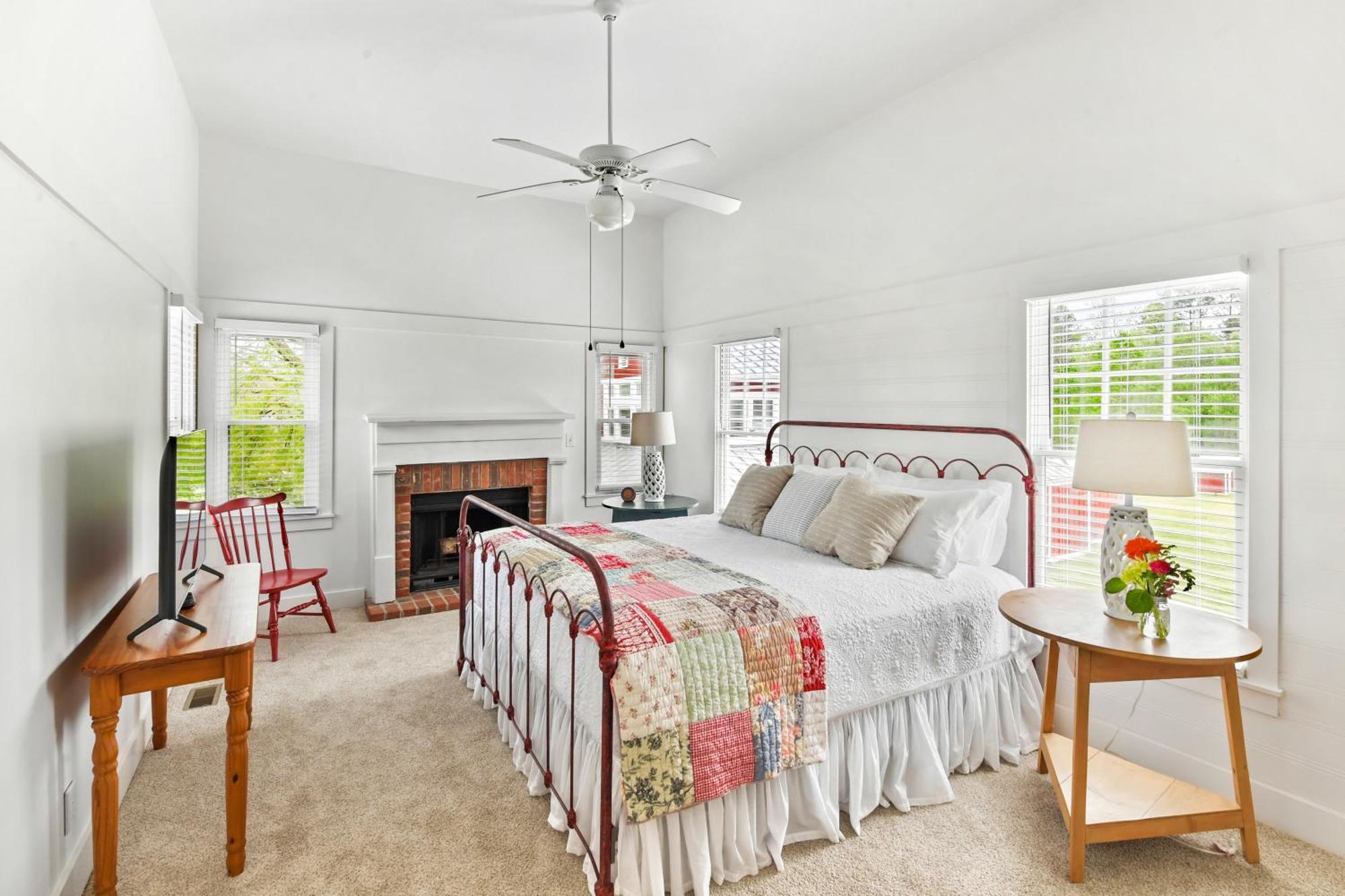 The Farmhouse Inn Buckhead Værelse billede